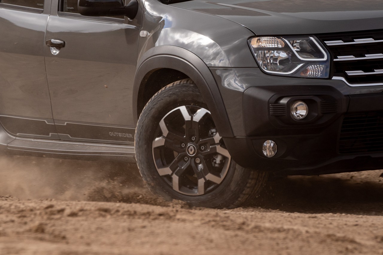 Renault Oroch: Ebff6AuV5g57t67sqpakk1EfCjMzbt-metaT1JPQ0gtT1VUU0lERVIgKDEwKS5qcGc=-.jpg