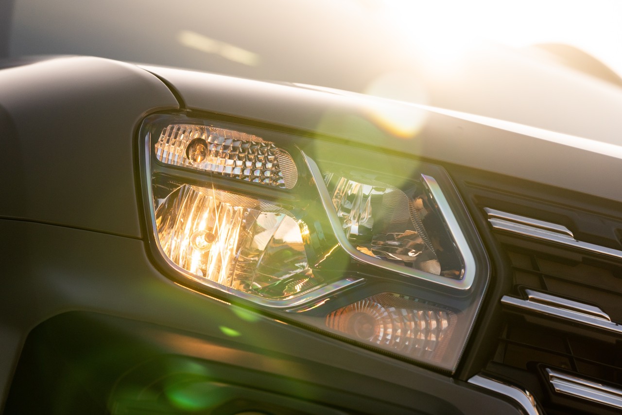 Renault Oroch: z2OLuedTPV90sRn8nA83Omr3gpV07v-metaT1JPQ0gtT1VUU0lERVIgKDI1KS5qcGc=-.jpg