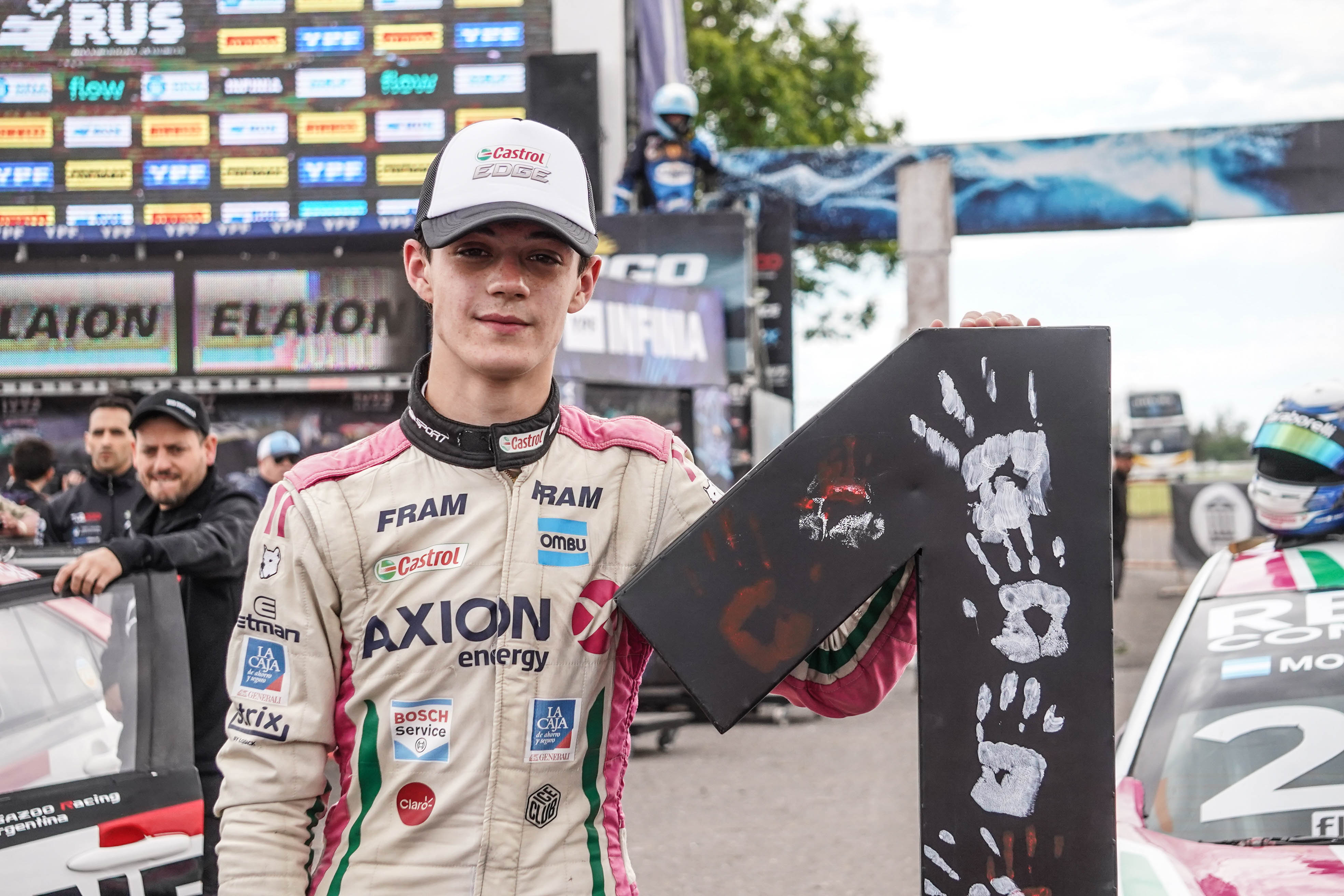 Todo el color del paso del TC2000 por Paraná: DSC06351.jpg