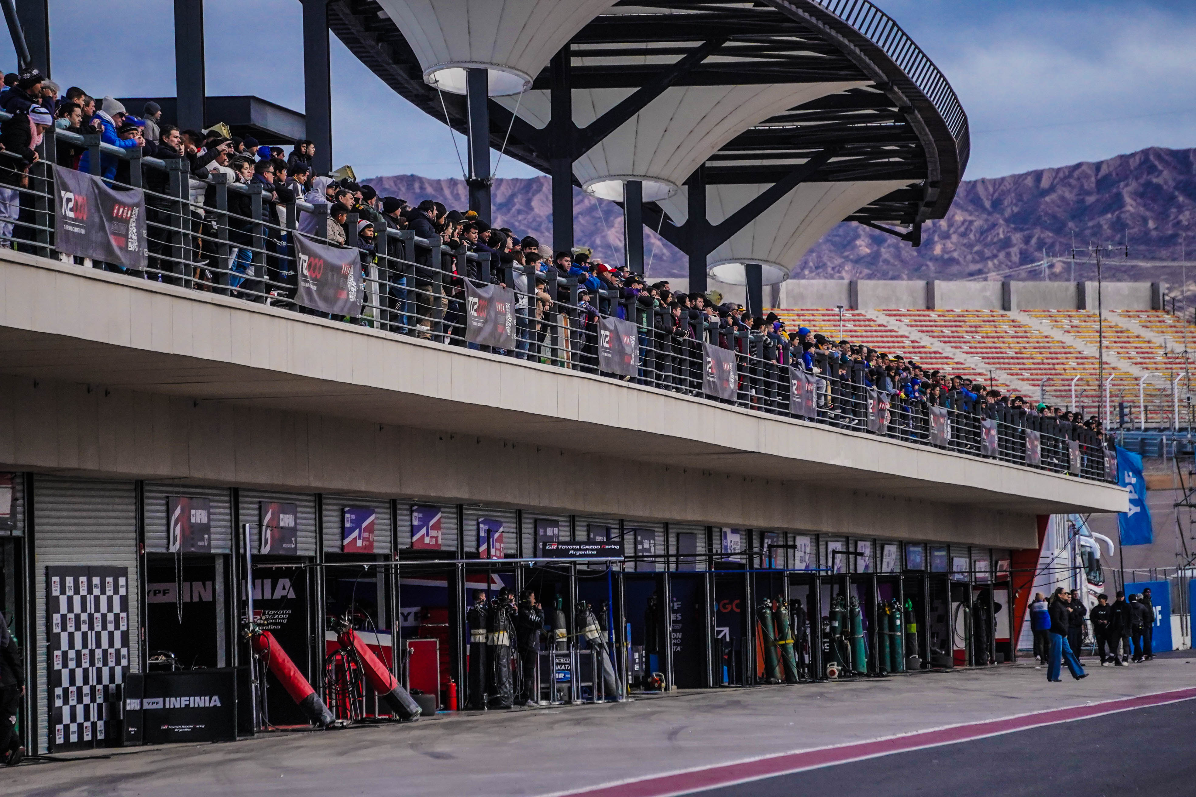 Todo el color del paso del TC2000 por Villicum: DSC01902.jpg